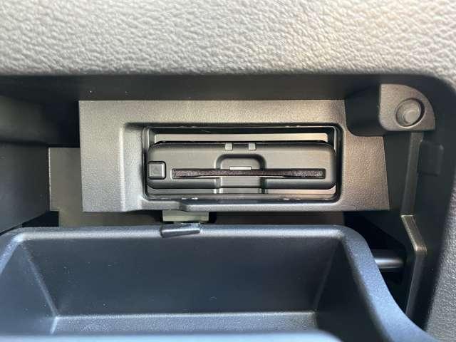 セレナ 2.0 ハイウェイスター V プロパイロット 純正ディーラーナビ ETC 1オナ アルミ 衝突被害軽減 LDP エアバッグ 両側オートスライドドア LEDライト インテリジェントキー 点検記録簿 メモリーナビ アダプティブクルーズコントロール アイドリングストップ ナビTV(12枚目)