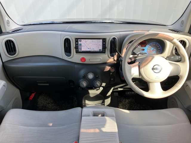 キューブ １．５　１５Ｘ　純正ディーラーナビ　ＥＴＣ　バックカメラ　キーフリーシステム　ＥＣＯモード　スマートキープッシュスタート　Ｂカメラ　ＡＣ　ダブルエアバック　１オーナー　ＥＴＣ　ナビ　ＰＳ　運転席エアバック　整備記録簿　ＡＢＳ　メモリーナビ　パワーウィンド（4枚目）