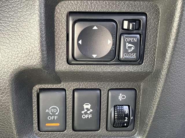 キューブ １．５　１５Ｘ　純正ディーラーナビ　ＥＴＣ　バックカメラ　キーフリーシステム　ＥＣＯモード　スマートキープッシュスタート　Ｂカメラ　ＡＣ　ダブルエアバック　１オーナー　ＥＴＣ　ナビ　ＰＳ　運転席エアバック　整備記録簿　ＡＢＳ　メモリーナビ　パワーウィンド（7枚目）