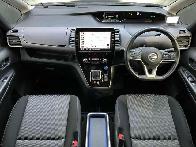 セレナ 1.2 e-POWER ハイウェイスター V アーバンクロム プロパイロット 後席モニター インテリジェントエマージェンシーブレーキ 全周囲カメラ LEDヘッド アダプティブクルーズ ETC 両側自動ドア レーンアシスト ドラレコ ワンオーナー インテリキー バックカメラ ABS(4枚目)