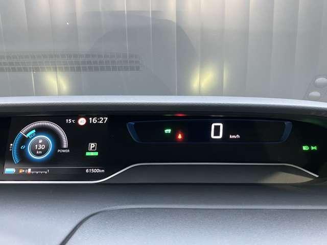 セレナ 1.2 e-POWER ハイウェイスター V アーバンクロム プロパイロット 後席モニター インテリジェントエマージェンシーブレーキ 全周囲カメラ LEDヘッド アダプティブクルーズ ETC 両側自動ドア レーンアシスト ドラレコ ワンオーナー インテリキー バックカメラ ABS(6枚目)