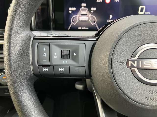 ノート 1.2 X ※雹害車※ プロパイロット ETC 全周囲 リアカメラ 衝突被害軽減ブレ-キ クルーズコントロール 全方位カメラ ETC付 LEDヘッドライト レーンアシスト インテリジェントキー ワンオーナー ドラレコ アイドリングストップ 整備記録簿(10枚目)