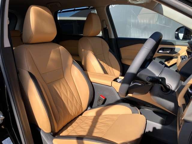 エクストレイル １．５　Ｇ　ｅ－４ＯＲＣＥ　４ＷＤ　※雹害車※　メーカー大画面ナビ　アラウン　本革Ｓ　パークアシスト　ＬＥＤヘッドランプ　ナビＴＶ　スマートキー　レーダークルーズ　ＬＫＡ　キーフリー　ＥＴＣ　４ＷＤ　アルミホイール　メモリーナビ　バックカメラ　サイドカメラ　オートエアコン　ＰＳ（5枚目）