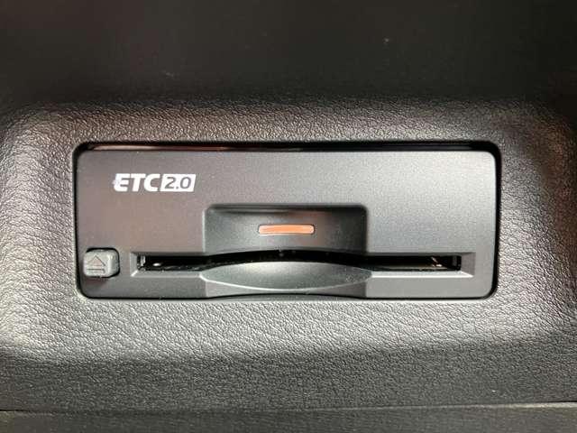 エクストレイル １．５　Ｇ　ｅ－４ＯＲＣＥ　４ＷＤ　※雹害車※　メーカー大画面ナビ　アラウン　本革Ｓ　パークアシスト　ＬＥＤヘッドランプ　ナビＴＶ　スマートキー　レーダークルーズ　ＬＫＡ　キーフリー　ＥＴＣ　４ＷＤ　アルミホイール　メモリーナビ　バックカメラ　サイドカメラ　オートエアコン　ＰＳ（14枚目）