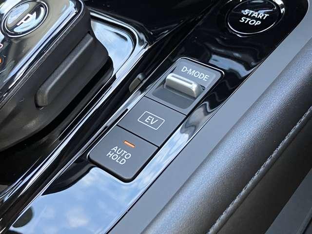 ノート １．２　Ｘ　※雹害車※　ディーラーオプション大画面ナ　リアカメラ　衝突被害軽減ブレ－キ　全方位カメラ　ＥＴＣ付　ＬＥＤヘッドライト　レーンアシスト　インテリジェントキー　ワンオーナー　ドラレコ　整備記録簿　ワンセグＴＶ　ＴＶナビ　サイドカーテンエアバック（13枚目）