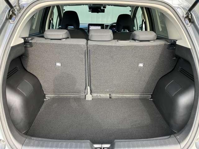 ノート １．２　Ｘ　※雹害車※　ディーラーオプション大画面ナ　リアカメラ　衝突被害軽減ブレ－キ　全方位カメラ　ＥＴＣ付　ＬＥＤヘッドライト　レーンアシスト　インテリジェントキー　ワンオーナー　ドラレコ　整備記録簿　ワンセグＴＶ　ＴＶナビ　サイドカーテンエアバック（17枚目）