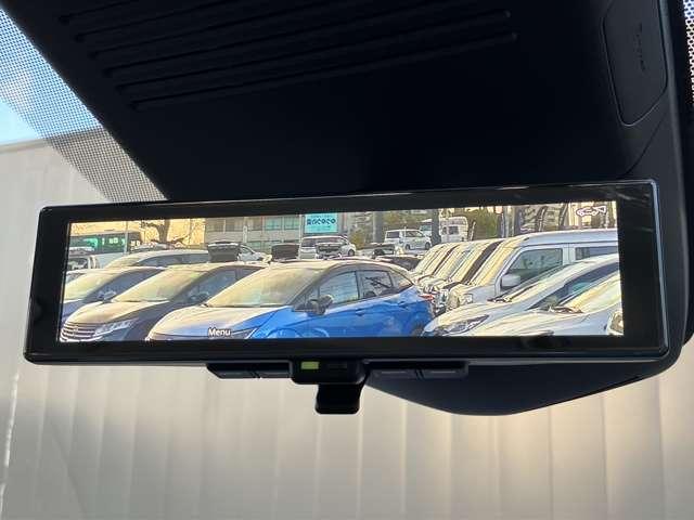 セレナ ２．０　ハイウェイスターＶ　※雹害車※プロパイロット　Ｗ電動スライド　レーダークルコン　レーンアシスト　ＬＥＤランプ　ＥＴＣ装備　カーテンエアバッグ　アルミホイール　キーフリー　メモリ－ナビ　ナビＴＶ　エアコン　ドラレコ　ワンセグＴＶ　バックカメラ　禁煙（14枚目）