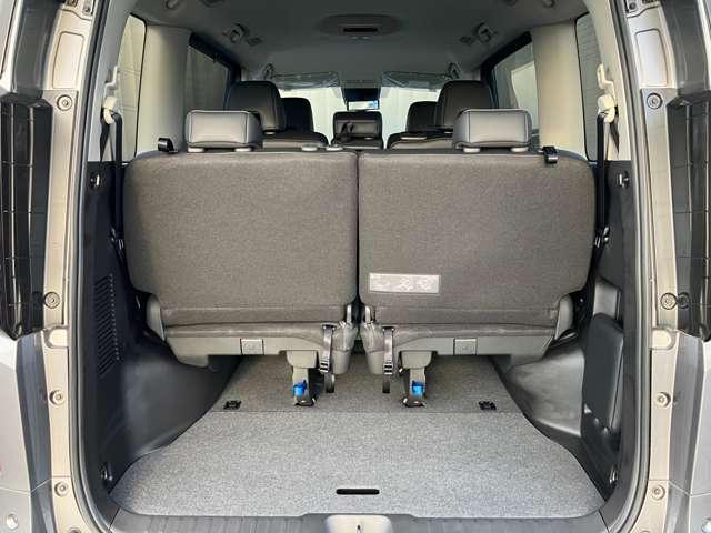 セレナ ２．０　ハイウェイスターＶ　※雹害車※プロパイロット　Ｗ電動スライド　レーダークルコン　レーンアシスト　ＬＥＤランプ　ＥＴＣ装備　カーテンエアバッグ　アルミホイール　キーフリー　メモリ－ナビ　ナビＴＶ　エアコン　ドラレコ　ワンセグＴＶ　バックカメラ　禁煙（16枚目）