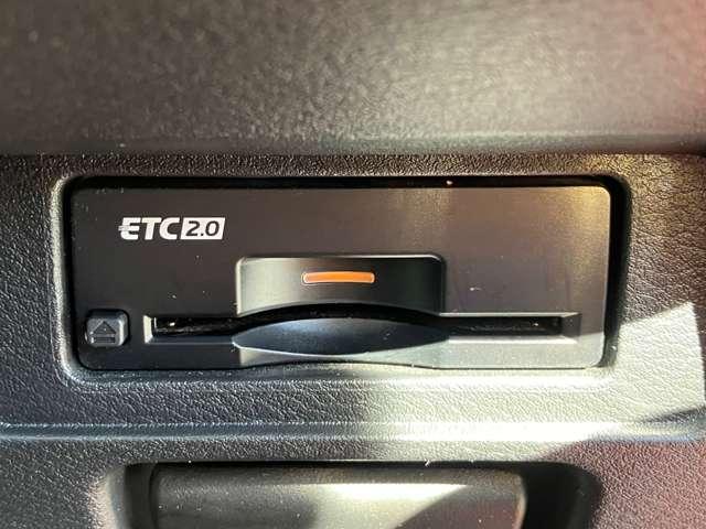 ノート １．２　Ｘ　純正メーカーナビ　全周囲カメラ　ＥＴＣ　ＬＥＤ　リアカメラ　衝突被害軽減ブレ－キ　全方位カメラ　ＥＴＣ付　ＬＥＤヘッドライト　レーンアシスト　インテリジェントキー　ワンオーナー　ドラレコ　整備記録簿　盗難防止システム　ワンセグＴＶ　ＴＶナビ　ＡＢＳ（6枚目）