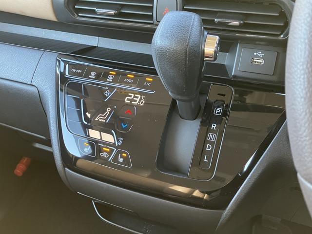 ルークス ６６０　ハイウェイスターＸ　純正ナビ　全周囲カメラ　ドラレコー　ＥＴＣ　アイスト　衝突被害軽減ブレ－キ　助手席側オートスライドドア　マルチビューカメラ　車線逸脱警報装置　ＥＴＣ　ＬＥＤ　スマートキー　パワーウィンドウ　ワンオーナー　カーテンエアバック　ドライブレコーダー（12枚目）