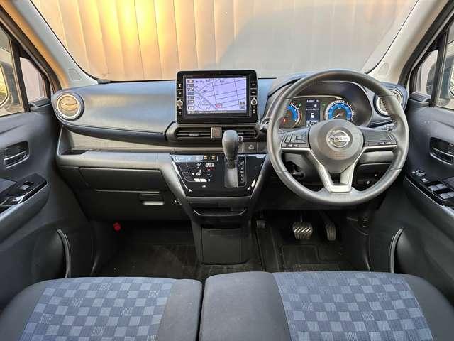 デイズ ６６０　ハイウェイスターＸ　純正ナビ　アラウンドビューモニター　イン　ブレーキサポート　全周囲カメラ　ＬＥＤ　ドライブレコーダー　１オーナー　インテリジェントキー　ＥＴＣ　レーンキープ　バックカメラ　ナビＴＶ　アイドリングストップ　オートエアコン　デュアルエアバッグ（4枚目）