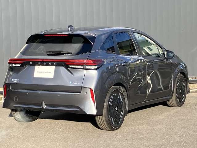 オーラ １．２　Ｇ　※雹害車※オーディオレス　ハイビームアシスト　アルミ　ＬＤＷ　ＬＥＤライト　バックモニター　禁煙　エアバッグ　サイドエアバッグ　アイドリングストップ　パワーステアリング　キーレスエントリー　ＡＢＳ（2枚目）