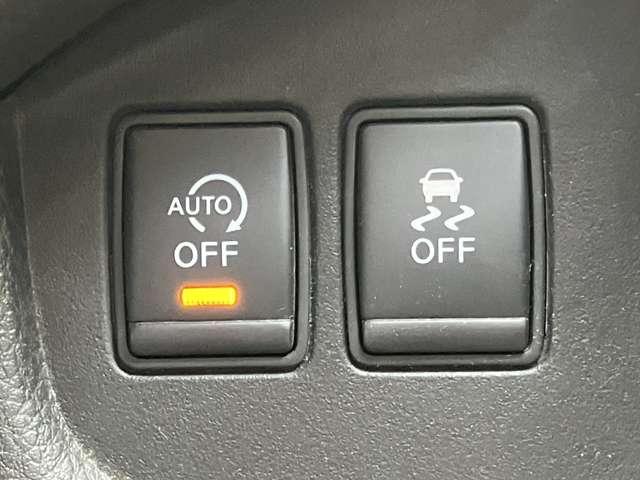 セレナ ２．０　２０Ｘ　Ｖセレクション＋Ｓａｆｅｔｙ　Ｓ－ＨＹＢＲＩ　純正ナビ　アラウンドビューモニター　三列シート　地デジＴＶ　全周囲モニタ　盗難防止装置　１オナ　ウォークスルー　両側パワースライドドア　クルコン　レーンキープアシスト　インテリキー　ナビＴＶ　ＥＴＣ（29枚目）