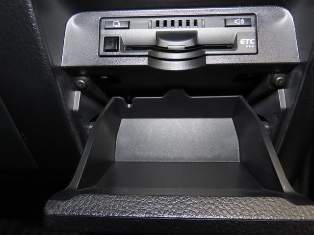 エスクァイア Ｘｉ　ナビ＆ＴＶ　両側電動スライド　メモリーナビ　フルセグ　バックカメラ　ＤＶＤ再生　衝突被害軽減システム　ＥＴＣ　３列シート　スマートキー　ＬＥＤヘッドランプ　ウオークスルー　乗車定員７人　キーレス　ＣＤ（17枚目）
