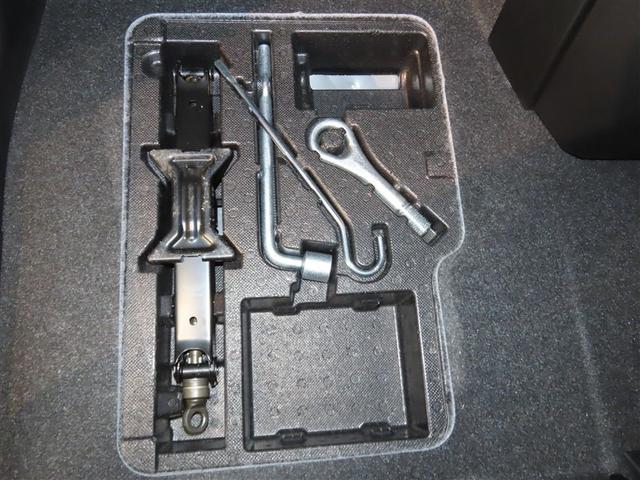 ルーミー カスタムＧ　ナビ＆ＴＶ　両側電動スライド　メモリーナビ　ワンセグ　バックカメラ　衝突被害軽減システム　ＥＴＣ　スマートキー　ＬＥＤヘッドランプ　アイドリングストップ　オートクルーズコントロール　キーレス　ＣＤ（40枚目）