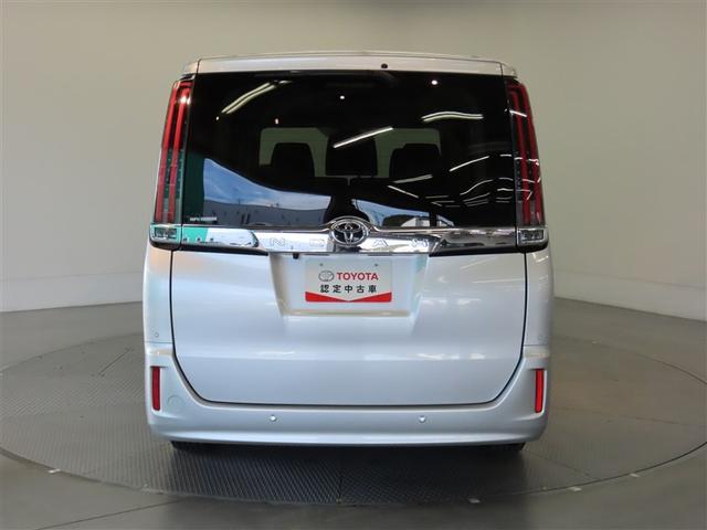 ノア Ｘ　ナビ＆ＴＶ　両側電動スライド　メモリーナビ　ワンセグ　バックカメラ　衝突被害軽減システム　ＥＴＣ　３列シート　スマートキー　ＬＥＤヘッドランプ　ウオークスルー　乗車定員７人　アイドリングストップ　ＣＤ（7枚目）