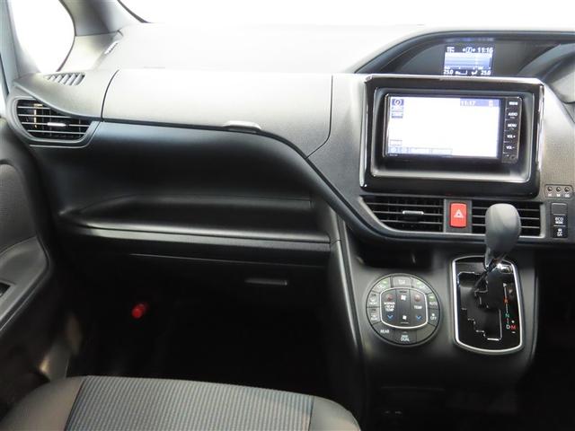 ノア Ｘ　ナビ＆ＴＶ　両側電動スライド　メモリーナビ　ワンセグ　バックカメラ　衝突被害軽減システム　ＥＴＣ　３列シート　スマートキー　ＬＥＤヘッドランプ　ウオークスルー　乗車定員７人　アイドリングストップ　ＣＤ（31枚目）