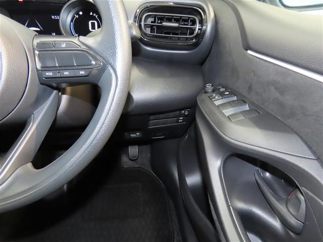 ヤリス G メモリーナビ バックカメラ ミュージックプレイヤー接続可 衝突被害軽減システム ETC スマートキー キーレス(16枚目)