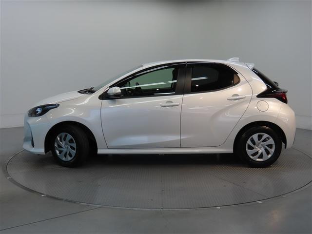 ヤリス Ｇ　メモリーナビ　バックカメラ　ミュージックプレイヤー接続可　衝突被害軽減システム　ＥＴＣ　スマートキー　キーレス（5枚目）