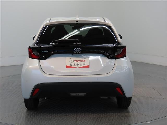 ヤリス Ｇ　メモリーナビ　バックカメラ　ミュージックプレイヤー接続可　衝突被害軽減システム　ＥＴＣ　スマートキー　キーレス（8枚目）