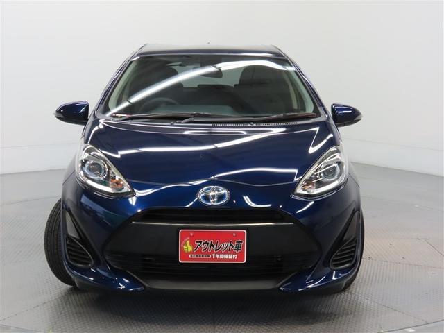 アクア Ｓスタイルブラック　ハイブリッド　ナビ＆ＴＶ　メモリーナビ　ワンセグ　バックカメラ　衝突被害軽減システム　ＥＴＣ　スマートキー　アイドリングストップ　キーレス　ＣＤ（3枚目）