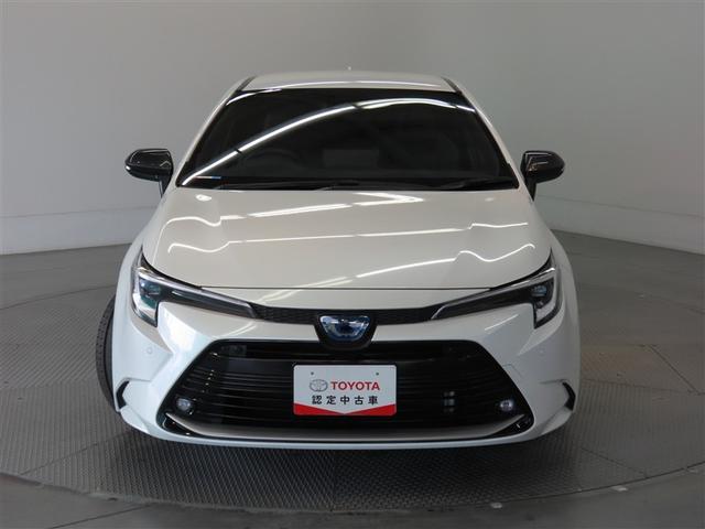 カローラツーリング ハイブリッド　ダブルバイビー　ハイブリッド　ナビ＆ＴＶ　メモリーナビ　フルセグ　バックカメラ　ドラレコ　ミュージックプレイヤー接続可　衝突被害軽減システム　ＥＴＣ　スマートキー　ＬＥＤヘッドランプ　アイドリングストップ　キーレス（4枚目）