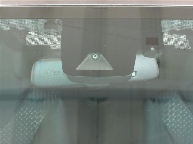 プリウス Ａ　ハイブリッド　ナビ＆ＴＶ　メモリーナビ　フルセグ　バックカメラ　ＤＶＤ再生　衝突被害軽減システム　ＥＴＣ　スマートキー　ＬＥＤヘッドランプ　アイドリングストップ　オートクルーズコントロール　キーレス（2枚目）