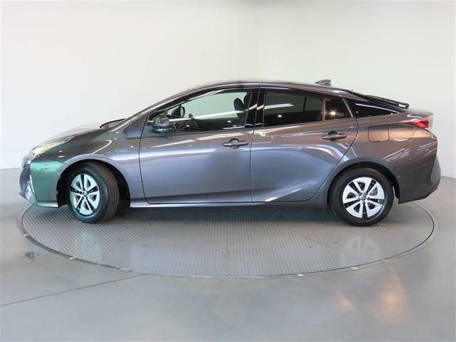 プリウス Ａ　ハイブリッド　ナビ＆ＴＶ　メモリーナビ　フルセグ　バックカメラ　ＤＶＤ再生　衝突被害軽減システム　ＥＴＣ　スマートキー　ＬＥＤヘッドランプ　アイドリングストップ　オートクルーズコントロール　キーレス（4枚目）