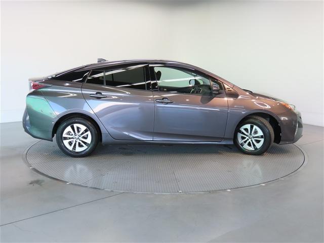 プリウス Ａ　ハイブリッド　ナビ＆ＴＶ　メモリーナビ　フルセグ　バックカメラ　ＤＶＤ再生　衝突被害軽減システム　ＥＴＣ　スマートキー　ＬＥＤヘッドランプ　アイドリングストップ　オートクルーズコントロール　キーレス（22枚目）