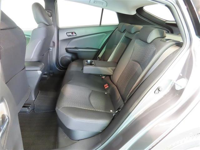 プリウス Ａ　ハイブリッド　ナビ＆ＴＶ　メモリーナビ　フルセグ　バックカメラ　ＤＶＤ再生　衝突被害軽減システム　ＥＴＣ　スマートキー　ＬＥＤヘッドランプ　アイドリングストップ　オートクルーズコントロール　キーレス（29枚目）