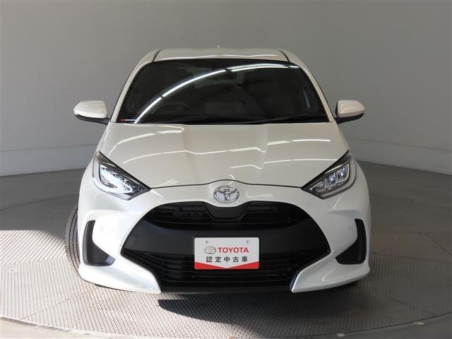 ヤリス Ｇ　メモリーナビ　バックカメラ　ＤＶＤ再生　ミュージックプレイヤー接続可　衝突被害軽減システム　ＥＴＣ　スマートキー　ＬＥＤヘッドランプ　オートクルーズコントロール　キーレス　アルミホイール　ＣＤ（4枚目）