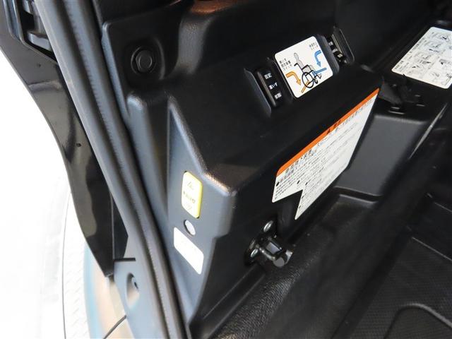 シエンタ Ｘクルマイスシヨウ　タイプ１　福祉車両　ナビ＆ＴＶ　電動スライドドア　メモリーナビ　ワンセグ　バックカメラ　ＥＴＣ　ウオークスルー　キーレス　ＣＤ（37枚目）