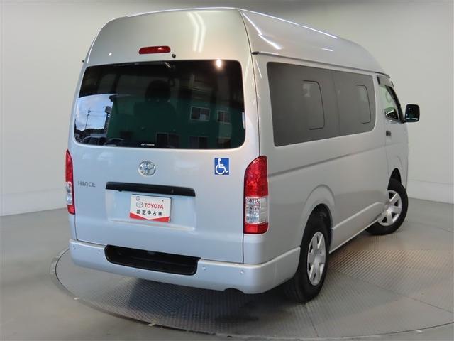 ハイエースバン ＤＸ　クルマイスシヨウ　福祉車両　展示・試乗車　ナビ＆ＴＶ　メモリーナビ　ワンセグ　バックカメラ　衝突被害軽減システム　ＥＴＣ　３列シート　乗車定員８人　キーレス　ＣＤ　Ｗエアコン（7枚目）