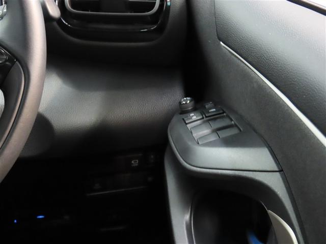 ヤリス ハイブリッドＺ　ハイブリッド　メモリーナビ　バックカメラ　ミュージックプレイヤー接続可　衝突被害軽減システム　ＥＴＣ　スマートキー　ＬＥＤヘッドランプ　フルエアロ　アイドリングストップ　オートクルーズコントロール（16枚目）