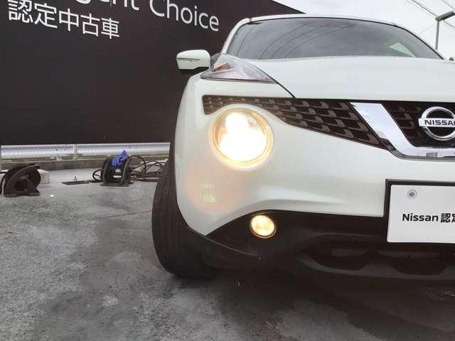 1.5 15RX Vセレクション 精悍さのなかにさらなる高質感を漂わせる新たなるフロントとリヤの表情。メカニカルな構造体と生体的なしなやかさが結合したインテリア。エマージェンシーブレーキとアラウンドビューモニターを装備。(20枚目)