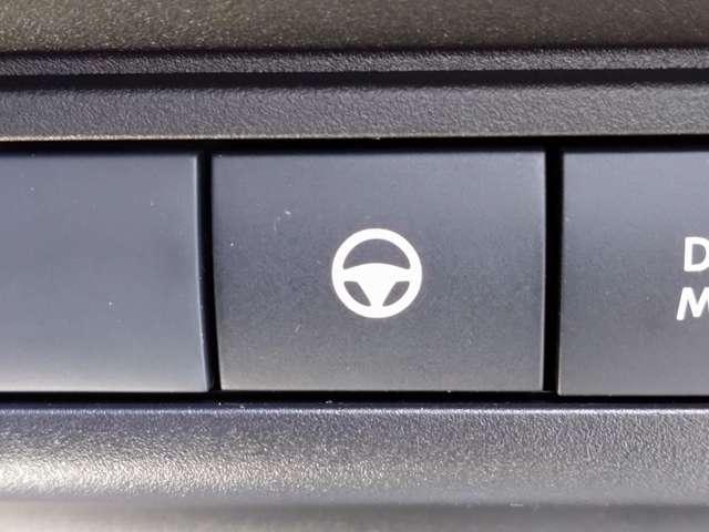 セレナ １．４　ｅ－パワー　ハイウェイスターＶ　コネクトナビ／アラウンドモニター／後席モニター　こちらの車両は雹害車となります。誠に勝手ながら雹害車は岐阜県内及び、岐阜県隣接県在住のご来店いただけるお客様に限り販売させていただきます（61枚目）