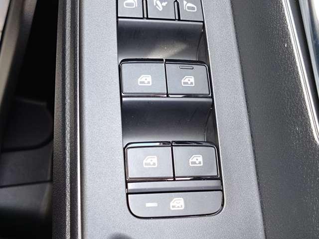 セレナ １．４　ｅ－パワー　ハイウェイスターＶ　コネクトナビ／アラウンドモニター／後席モニター　こちらの車両は雹害車となります。誠に勝手ながら雹害車は岐阜県内及び、岐阜県隣接県在住のご来店いただけるお客様に限り販売させていただきます（74枚目）