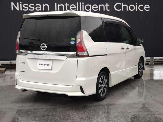 セレナ ２．０　ハイウェイスター　ＶセレクションＩＩ　両側電動スライドドア／純正ナビ　バックモニター　セレナはシートアレンジの多様さも魅力。友達を誘って出かけたいときも、荷物をたっぷり積みたいときも、ぴったりのアレンジが見つかります（2枚目）