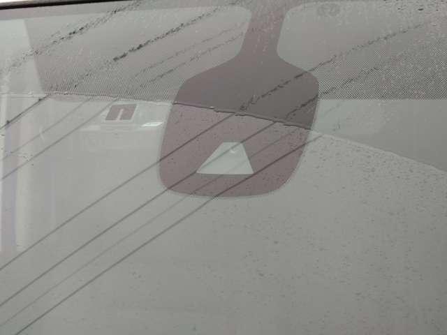 セレナ ２．０　ハイウェイスター　ＶセレクションＩＩ　両側電動スライドドア／純正ナビ　バックモニター　セレナはシートアレンジの多様さも魅力。友達を誘って出かけたいときも、荷物をたっぷり積みたいときも、ぴったりのアレンジが見つかります（11枚目）