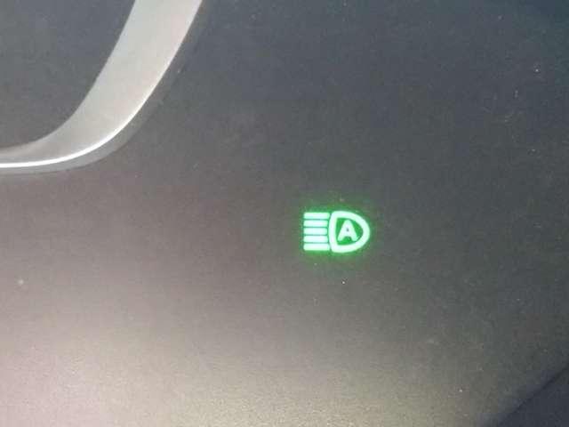 セレナ ２．０　ハイウェイスター　ＶセレクションＩＩ　両側電動スライドドア／純正ナビ　バックモニター　セレナはシートアレンジの多様さも魅力。友達を誘って出かけたいときも、荷物をたっぷり積みたいときも、ぴったりのアレンジが見つかります（15枚目）