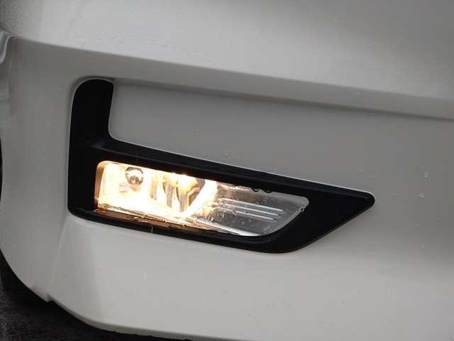 セレナ ２．０　ハイウェイスター　ＶセレクションＩＩ　両側電動スライドドア／純正ナビ　バックモニター　セレナはシートアレンジの多様さも魅力。友達を誘って出かけたいときも、荷物をたっぷり積みたいときも、ぴったりのアレンジが見つかります（22枚目）