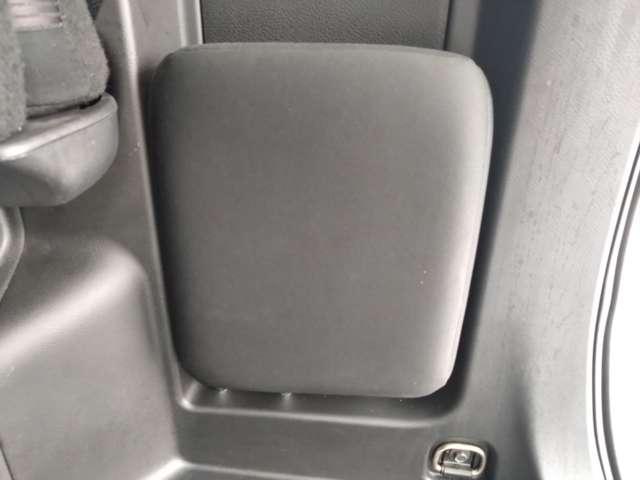 セレナ ２．０　ハイウェイスター　ＶセレクションＩＩ　両側電動スライドドア／純正ナビ　バックモニター　セレナはシートアレンジの多様さも魅力。友達を誘って出かけたいときも、荷物をたっぷり積みたいときも、ぴったりのアレンジが見つかります（42枚目）