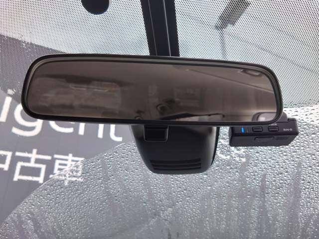 セレナ ２．０　ハイウェイスター　ＶセレクションＩＩ　両側電動スライドドア／純正ナビ　バックモニター　セレナはシートアレンジの多様さも魅力。友達を誘って出かけたいときも、荷物をたっぷり積みたいときも、ぴったりのアレンジが見つかります（61枚目）