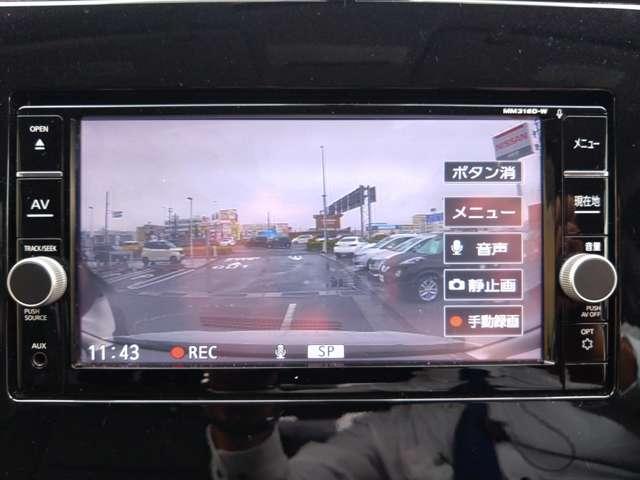 セレナ ２．０　ハイウェイスター　ＶセレクションＩＩ　両側電動スライドドア／純正ナビ　バックモニター　セレナはシートアレンジの多様さも魅力。友達を誘って出かけたいときも、荷物をたっぷり積みたいときも、ぴったりのアレンジが見つかります（63枚目）