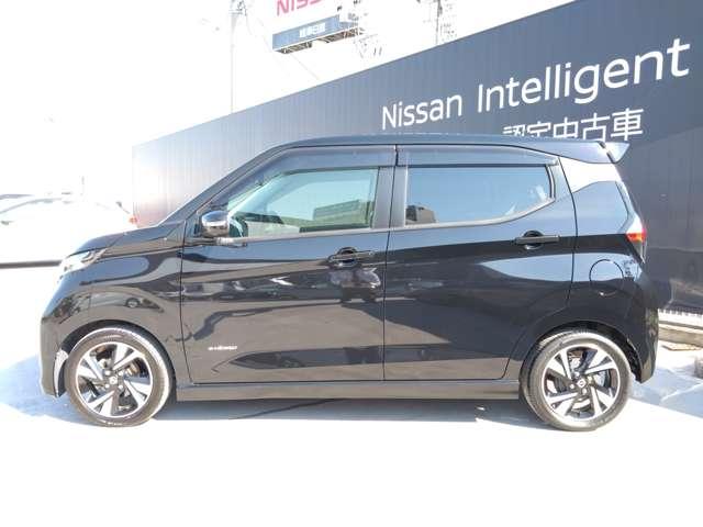 デイズ 660 ハイウェイスターGターボ プロパイロットエディション 9インチナビ/アラウンドモニター/LEDヘッド 自動車専用道路で先行車両との車間距離を一定に保つようにハンドル操作を支援し、ドライバーの運転をサポートする、同一車線運転支援技術「プロパイロット」搭載(78枚目)