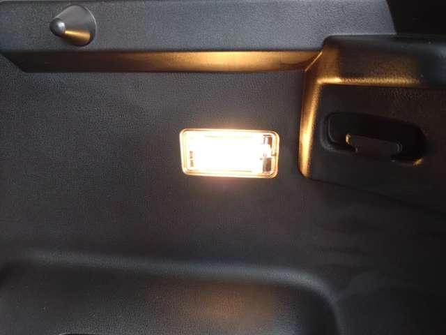 ノート １．２　ｅ－パワー　メダリスト　純正ナビ／アラウンドモニター／ＬＥＤヘッドラ　ｅ－ＰＯＷＥＲは独自の発電システムを搭載。もちろんＮＯＴＥならではの先進安全装備や運転しやすさ、後席までのびのびと座れる広い室内空間も実現しました（45枚目）