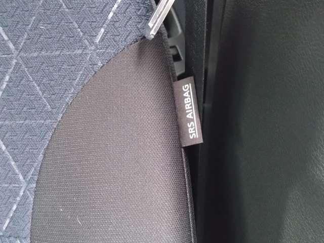 eKクロス 660 G 純正9インチナビ/バックモニター/ETC2.0 三菱自動車らしいSUVテイストのデザインのクロスオーバーモデル「ekクロス」、ダイナミックシールドデザインがSUVらしい力強さを表現しています(50枚目)