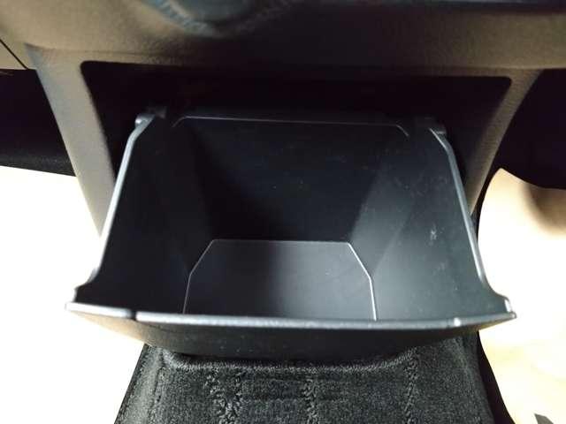 eKクロス 660 G 純正9インチナビ/バックモニター/ETC2.0 三菱自動車らしいSUVテイストのデザインのクロスオーバーモデル「ekクロス」、ダイナミックシールドデザインがSUVらしい力強さを表現しています(61枚目)