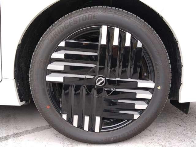 オーラ 1.2 G レザーエディション コネクトナビ/プロパイロット/アラウンド 第二世代e-POWERを搭載し力強さ、なめらかさ、静かさ、すべてが進化した電気の走りと、内外装の細部に至るまで「上質」にこだわったコンパクトカー『AURA』(19枚目)