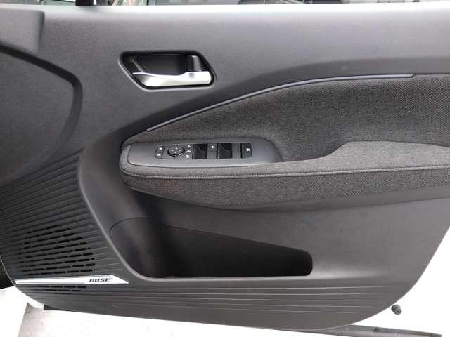 オーラ 1.2 G レザーエディション コネクトナビ/プロパイロット/アラウンド 第二世代e-POWERを搭載し力強さ、なめらかさ、静かさ、すべてが進化した電気の走りと、内外装の細部に至るまで「上質」にこだわったコンパクトカー『AURA』(31枚目)